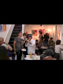 [x]嶋本昭三展 8,9,2014 part 1 - YouTube
