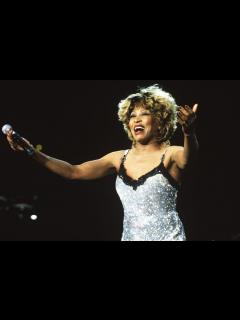 [x]Morta Tina Turner, si spegne a 83 anni la leggenda della musica
