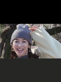 [x]内山理名(43) 吉田栄作(55)との3回目の結婚記念日を迎え寄り添う“夫婦ショット”を披露 - ABEMAエンタメ - 話題のSNS ...