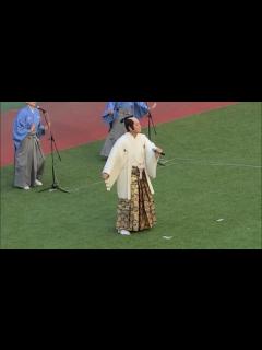 [x]上様（松平健さん）暴れん坊将軍のテーマ熱唱【福島競馬場】 - YouTube
