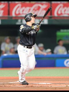 [x]ソフト・近藤 今季69戦目でキャリアハイの12号 自画自賛「完璧に捉えることができた」― スポニチ Sponichi Annex 野球