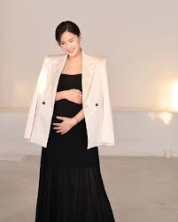コン・ヒョンジュ、二卵性双生児出産…結婚4年目にしてママに-Chosun Online 朝鮮日報