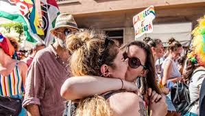 A Livorno il Toscana pride 2022. \In piazza per affermare i nostri ...