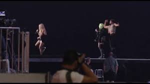 IL VIDEO. Madonna prova lo show sulla spiaggia di Copacabana, fan ...